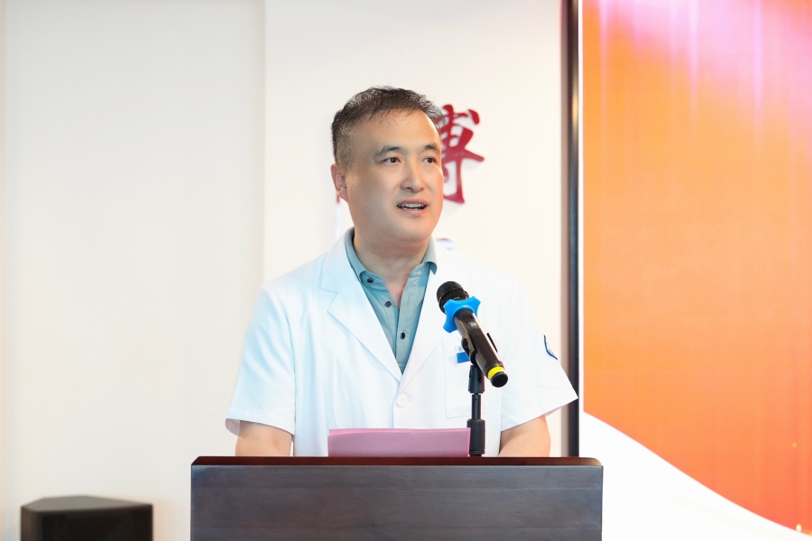 科长修张书记_副本.jpg